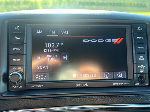 Used 2018 Dodge Grand Caravan SXT w/ Rear Park Assist Package FWD image 22