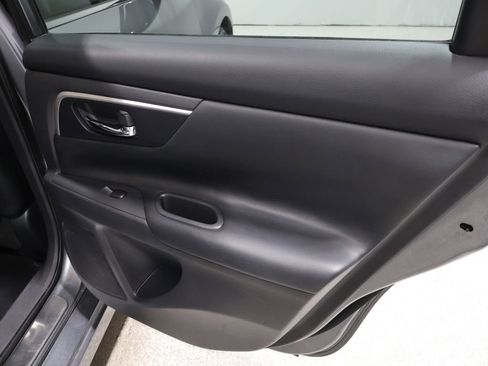 Used 2017 Nissan Altima 2.5 SL w/ 2.5 Technology Package image 23