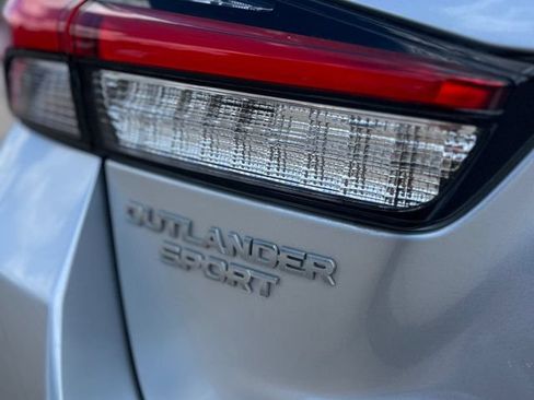 Used 2021 Mitsubishi Outlander Sport ES FWD image 17