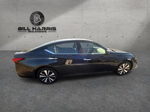 Used 2021 Nissan Altima 2.5 SL image 4