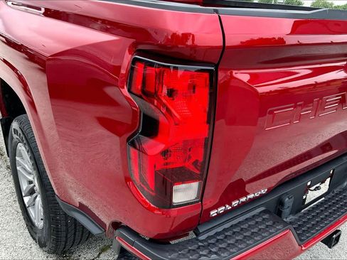 Used 2024 Chevrolet Colorado LT w/ LT Convenience Package II RWD image 25