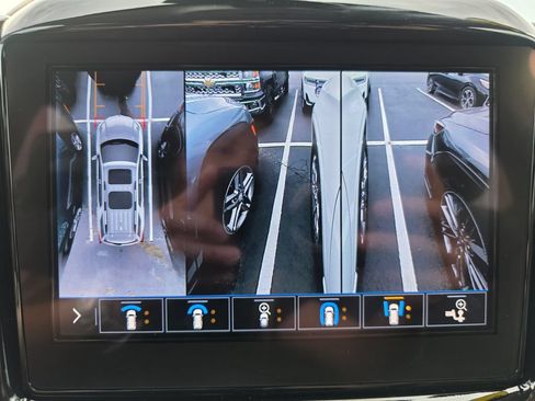 Used 2020 Chevrolet Traverse High Country AWD/4WD image 40