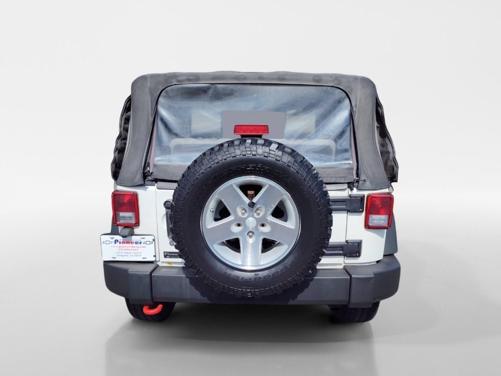Used 2009 Jeep Wrangler Rubicon w/ PWR Convenience Group AWD/4WD image 4