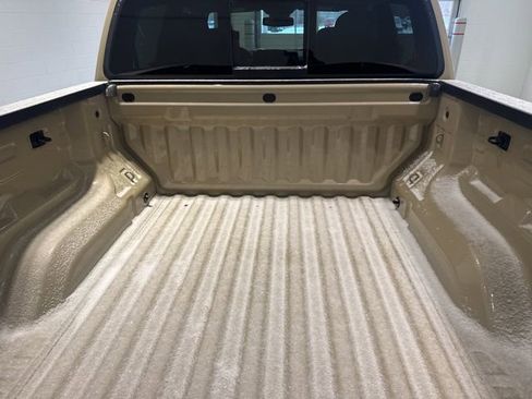 Certified 2023 Chevrolet Colorado Z71 w/ Z71 Convenience Package 2 image 9