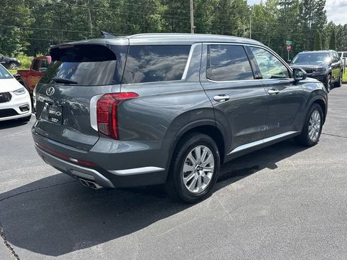 Used 2025 Hyundai Palisade SEL FWD image 8