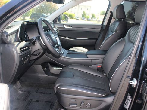 Used 2024 Hyundai Palisade Limited AWD/4WD image 12