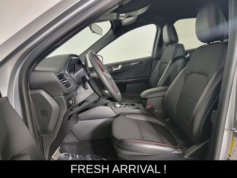 Used 2023 Ford Escape ST-Line w/ Tech Pack #1 AWD/4WD image 13