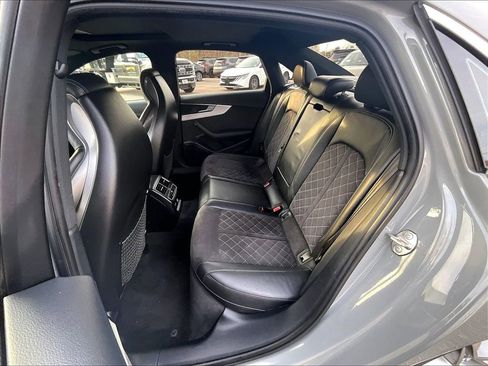 Used 2019 Audi S4 Premium Plus w/ Premium Plus Package AWD/4WD image 15