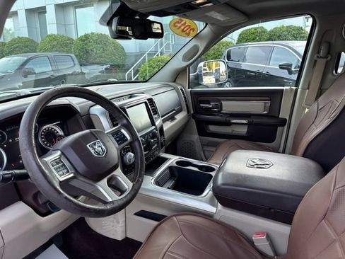 Used 2015 RAM 1500 Laramie w/ Convenience Group AWD/4WD image 10
