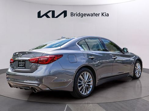 Used 2019 INFINITI Q50 Luxe w/ Essential Package (3.0T Luxe) AWD/4WD image 6