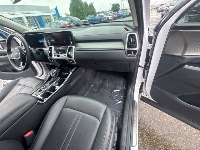 Used 2023 Kia Sorento SX AWD/4WD image 21