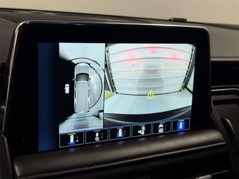 Used 2023 Chevrolet Suburban High Country w/ Premium Package 2 image 26