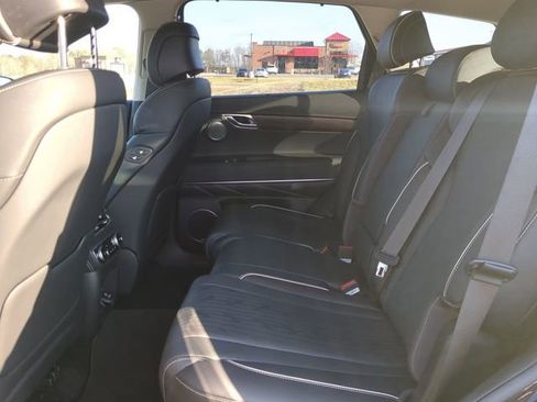 Used 2023 Genesis GV80 2.5T w/ Prestige Package image 12