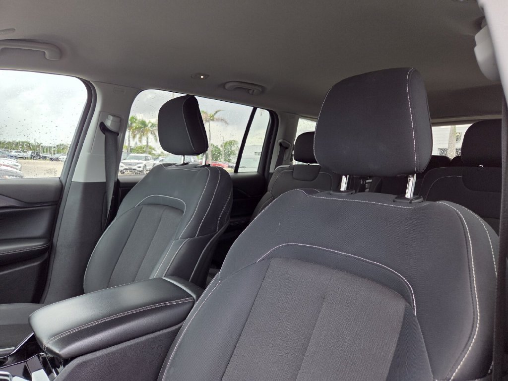 Used 2023 Jeep Grand Cherokee L Laredo AWD/4WD image 29