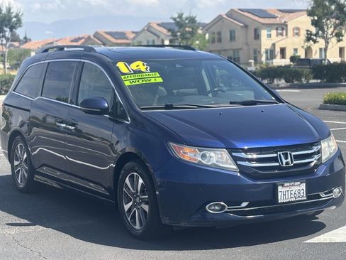 Used 2014 Honda Odyssey Touring Elite image 1