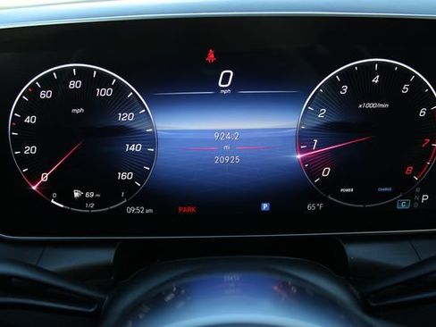 Certified 2024 Mercedes-Benz GLC 300 4MATIC image 12