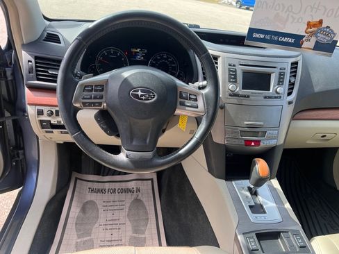 Used 2013 Subaru Outback 2.5i Limited w/ Moonroof Pkg image 11