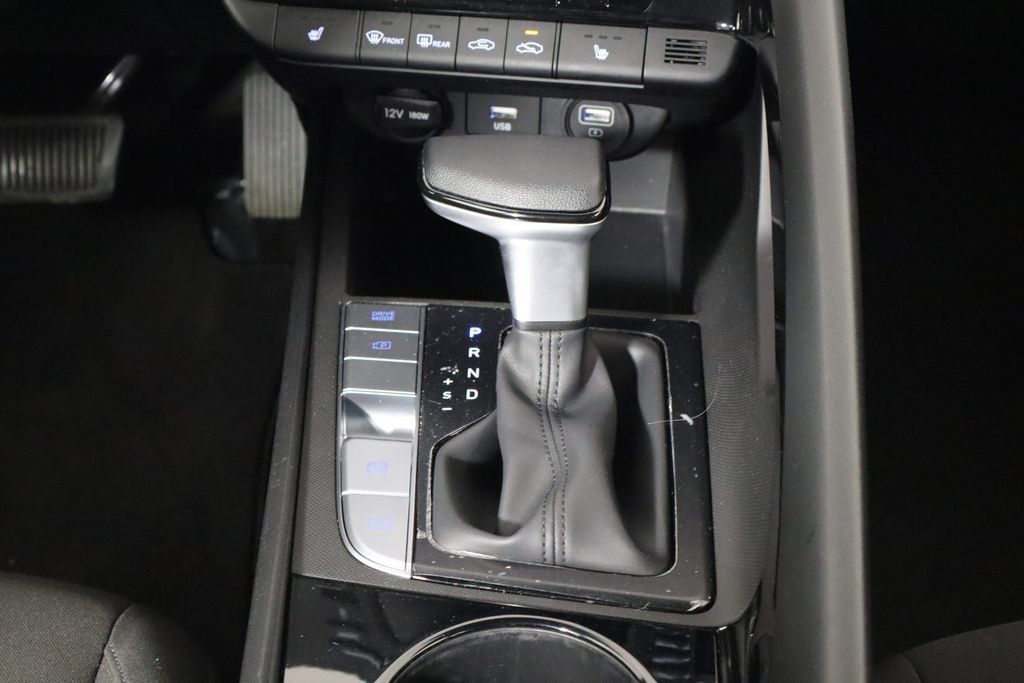 Used 2021 Hyundai Elantra Blue FWD image 24