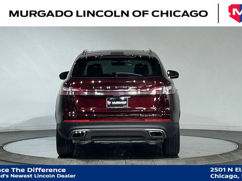 Used 2023 Lincoln Nautilus Reserve AWD/4WD image 7
