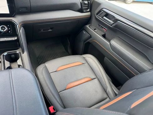 Used 2024 GMC Sierra 1500 AT4 w/ AT4 Premium Package AWD/4WD image 47