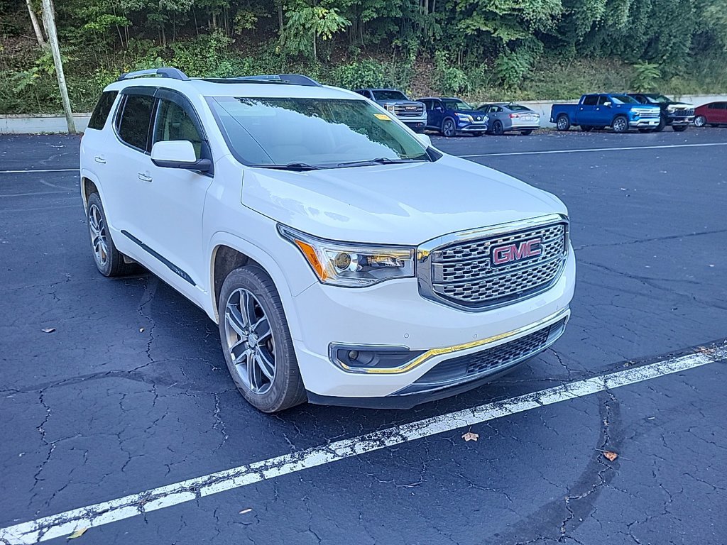 Used 2019 GMC Acadia Denali w/ Technology Package AWD/4WD image 4