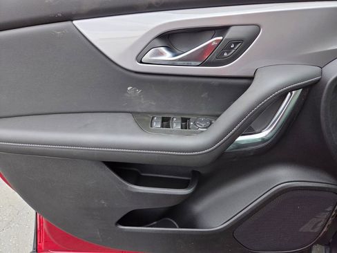 New 2026 Chevrolet Blazer LT image 9