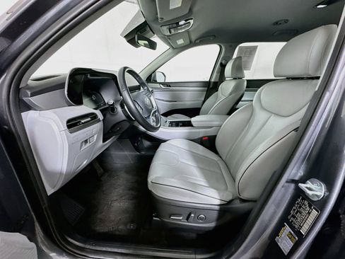 Used 2025 Hyundai Palisade SEL FWD image 13