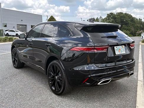 New 2026 Jaguar F-PACE R-Dynamic S image 4