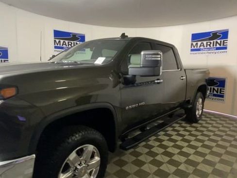 Used 2022 Chevrolet Silverado 2500 LTZ w/ LTZ Premium Package image 6