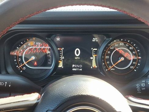 Used 2024 Jeep Wrangler Unlimited Rubicon image 20