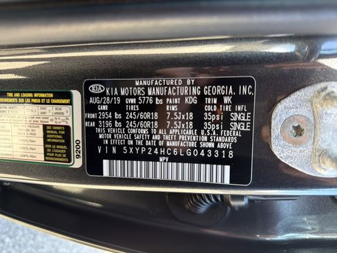 Used 2020 Kia Telluride LX image 34