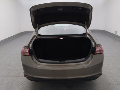 Used 2020 Chevrolet Malibu LT FWD image 29