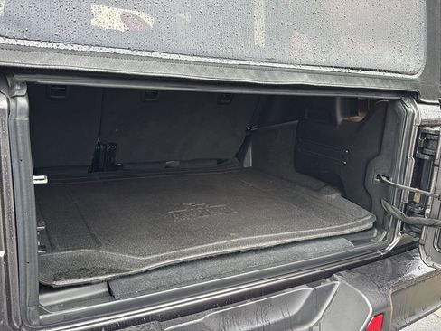 Used 2021 Jeep Wrangler Unlimited Rubicon image 29