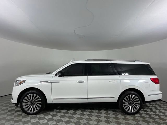 Used 2021 Lincoln Navigator L Reserve w/ Luxury Package AWD/4WD image 7