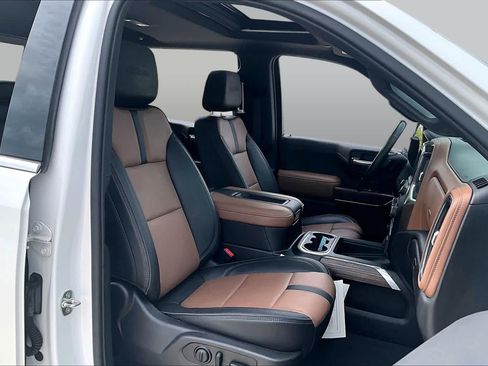 Used 2020 Chevrolet Silverado 1500 High Country AWD/4WD image 8
