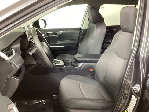 Used 2023 Toyota RAV4 XLE AWD/4WD image 10