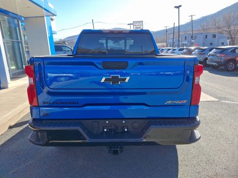 Certified 2024 Chevrolet Silverado 1500 ZR2 w/ Technology Package image 5