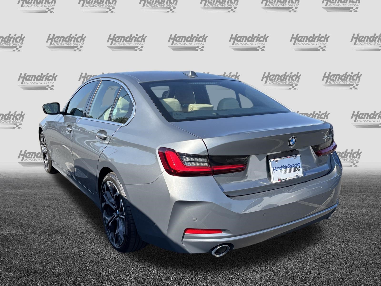 Certified 2025 BMW 330i Sedan RWD image 8