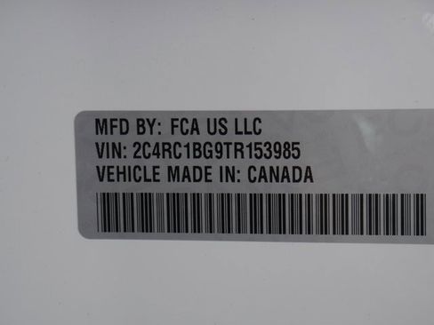 New 2026 Chrysler Pacifica Select image 30