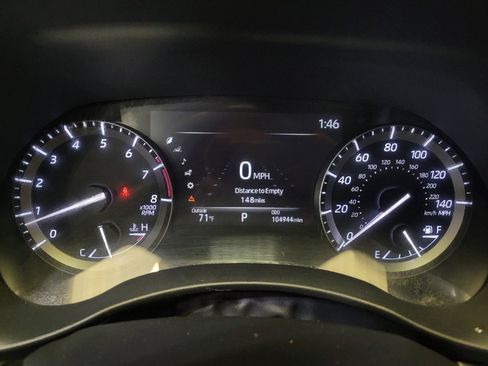 Used 2020 Toyota Highlander Limited AWD/4WD image 23