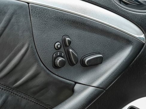 Used 2007 Mercedes-Benz CLK 63 AMG Cabriolet image 42