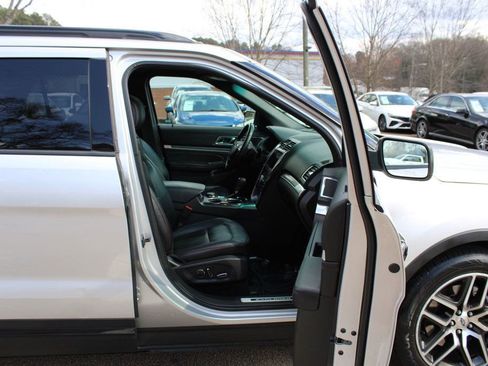 Used 2016 Ford Explorer Sport w/ Equipment Group 401A image 31