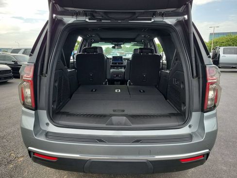 Used 2023 Chevrolet Tahoe LT w/ Luxury Package RWD image 27