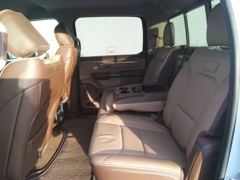 Used 2020 RAM 1500 Limited image 9