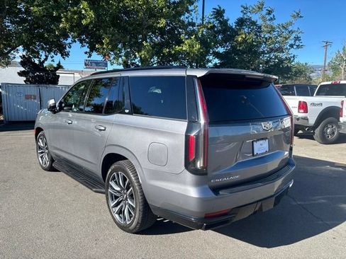 Used 2021 Cadillac Escalade Sport w/ Driver Assist Tech Package AWD/4WD image 6