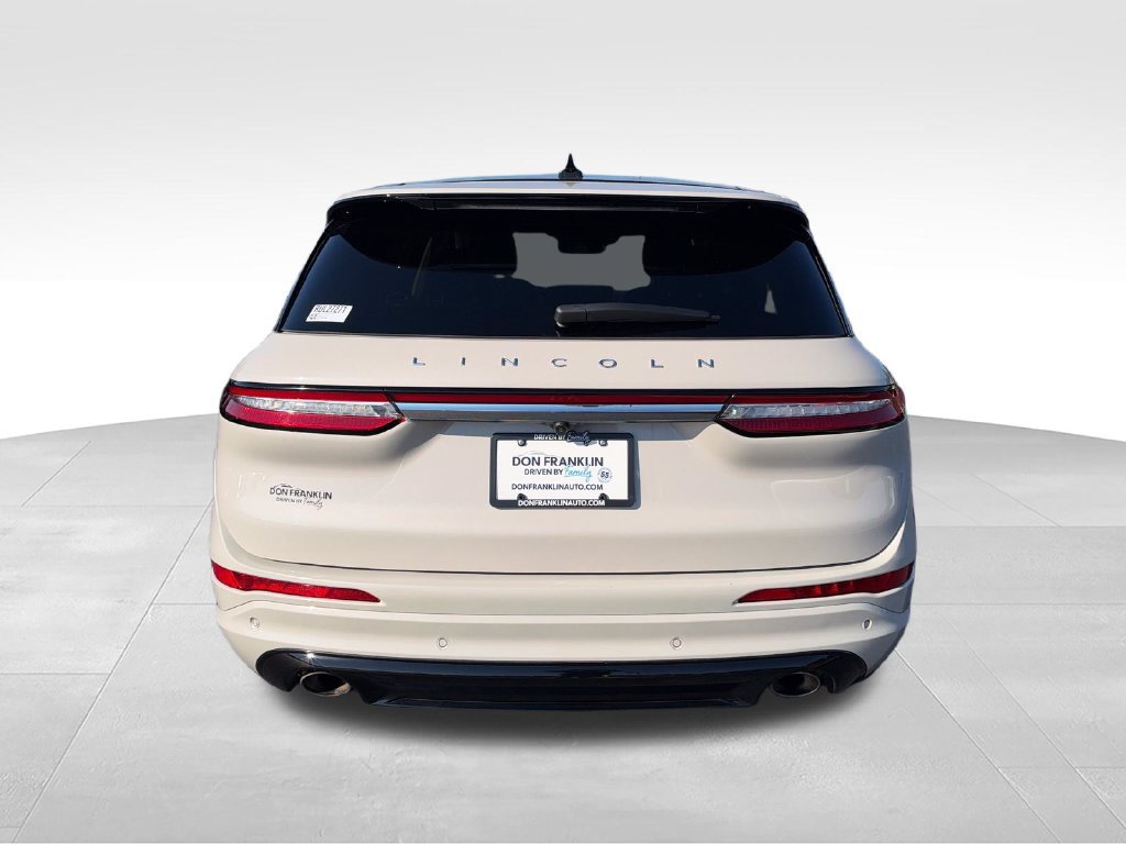 Used 2024 Lincoln Corsair AWD w/ Equipment Group 101A image 4