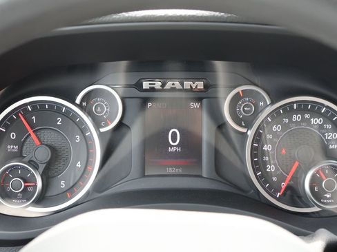 New 2026 RAM 3500 Tradesman AWD/4WD image 28