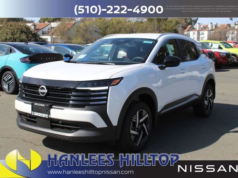 New 2026 Nissan Kicks SV image 3