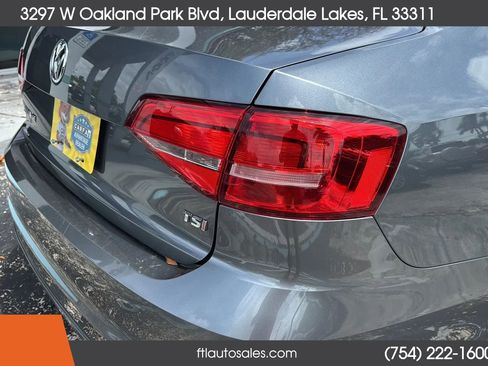 Used 2015 Volkswagen Jetta SE image 14