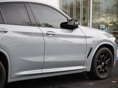 Used 2022 BMW X4 M40i w/ Premium Package image 8